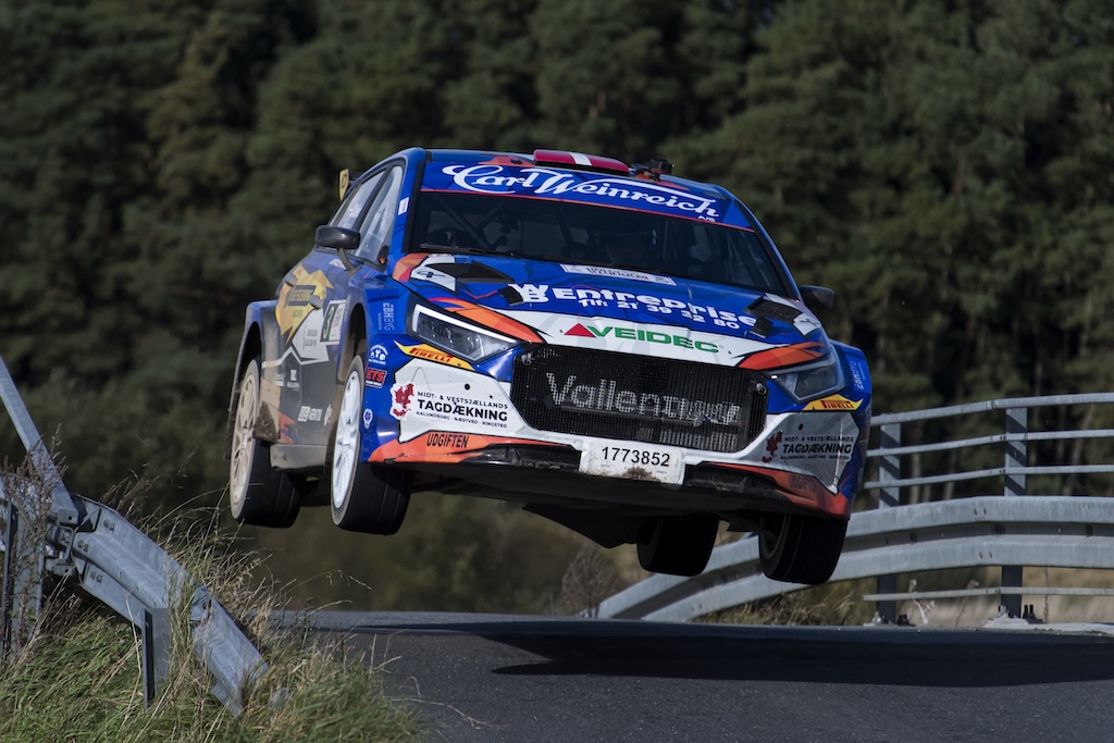For første gang vandt Simon Vallentin og Line Lykke Jensen en løb i Dansk Super Rally generelt, og sejren i Rally Stoholm udløste også et nordisk mesterskab.
(Foto: Jokum Tord Larsen)